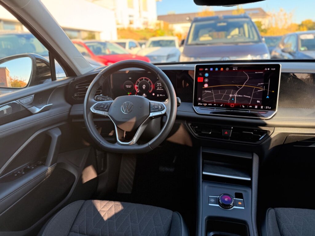 VW Tiguan Tiguan 2.0 TDI 110kW Life/AHK/IQ.Drive/AreaView 2025