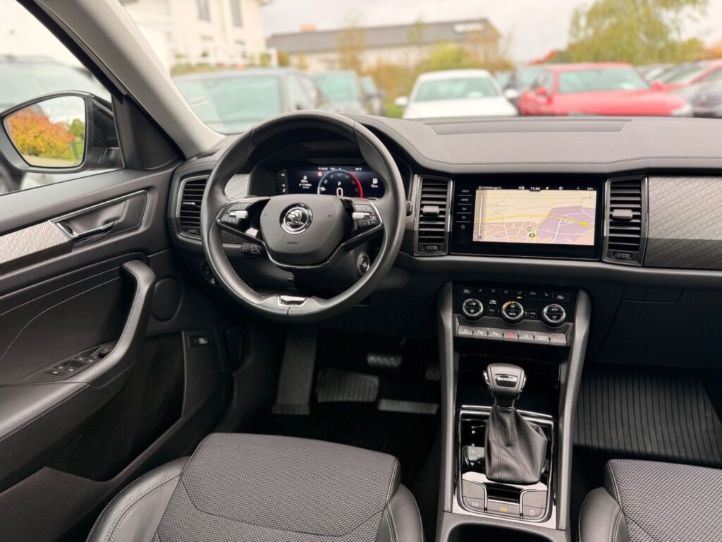 SKODA Kodiaq Kodiaq Style 2.0 TDI*MATRIX*ACC*TRAVEL*CLOUMBUS 2024