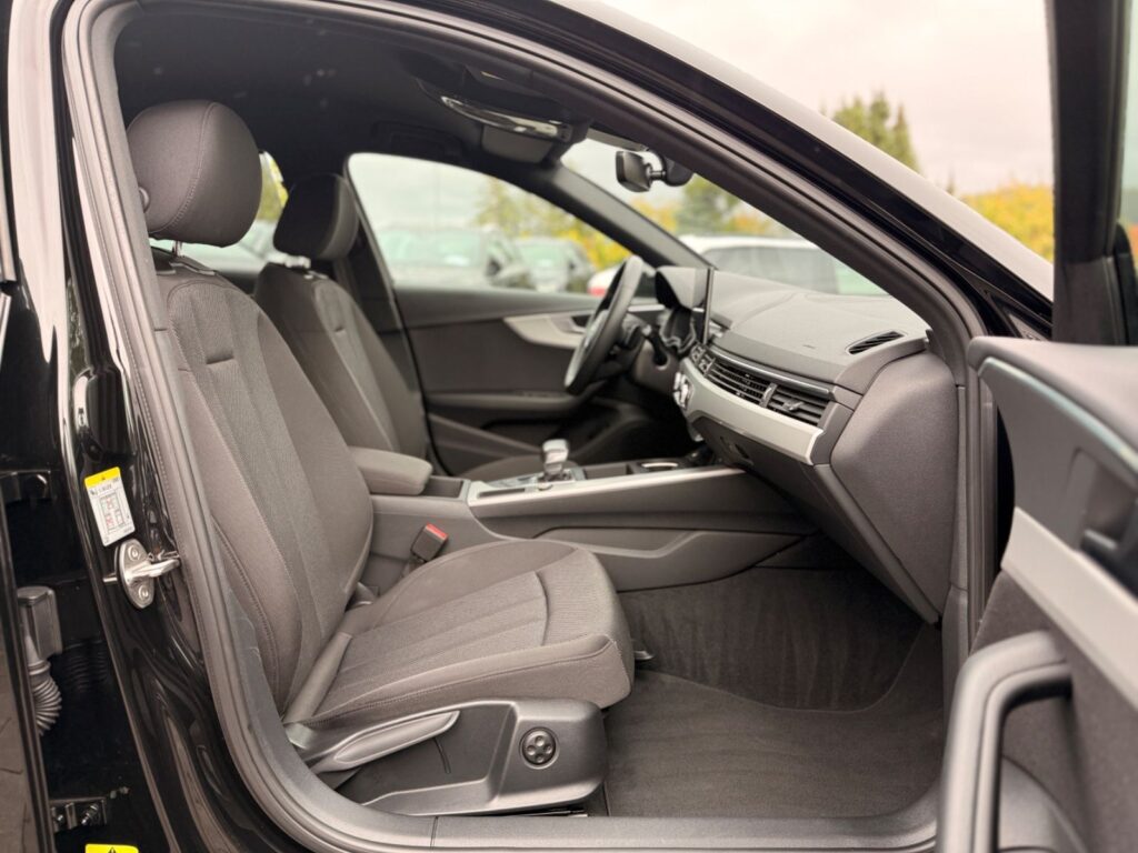 AUDI A4 A4 Limo 40 TDI advanced*COCKPIT PLUS*NAVI*KAMERA 2022